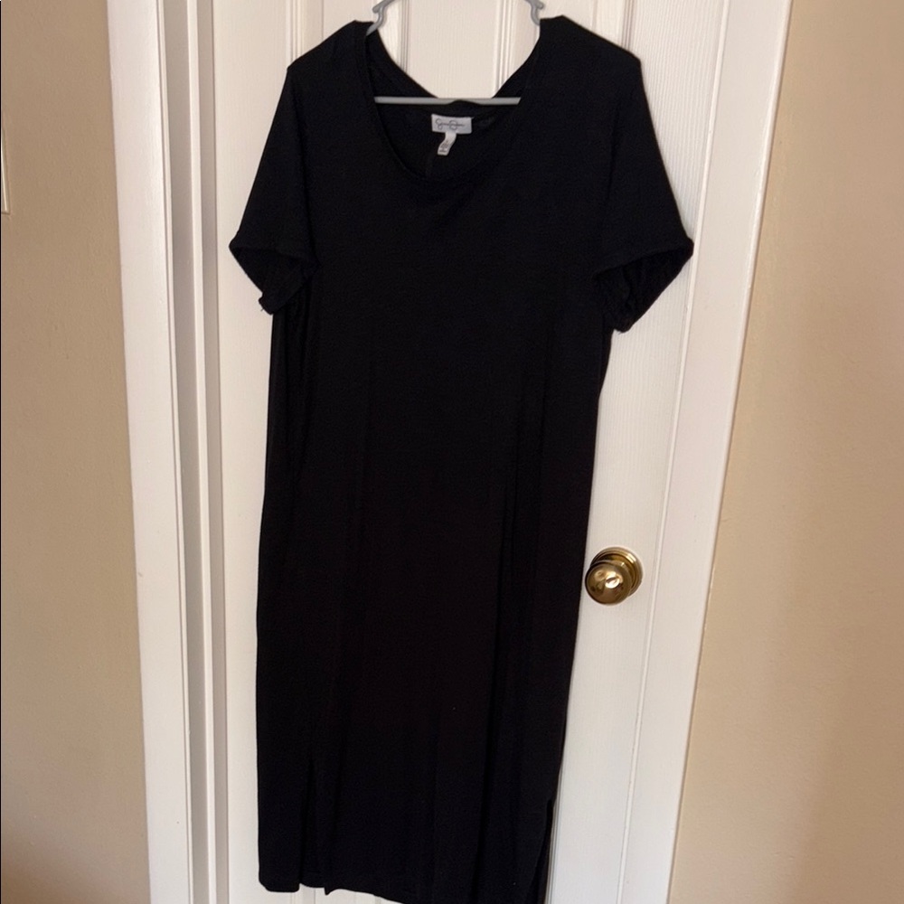 Jessica Simpson Black Sheath Midi Dress